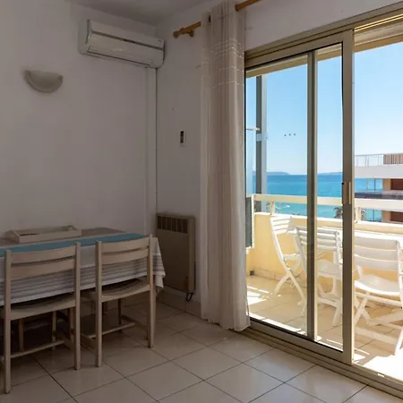 4 Pers, A 10m, Parking, Clim, Wifi, Animaux Acceptes - Fr-1-803-63 * Le Lavandou