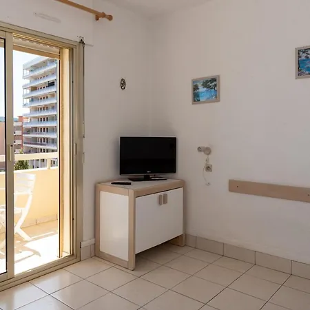 Apartment 4 Pers, A 10m, Parking, Clim, Wifi, Animaux Acceptes - Fr-1-803-63
